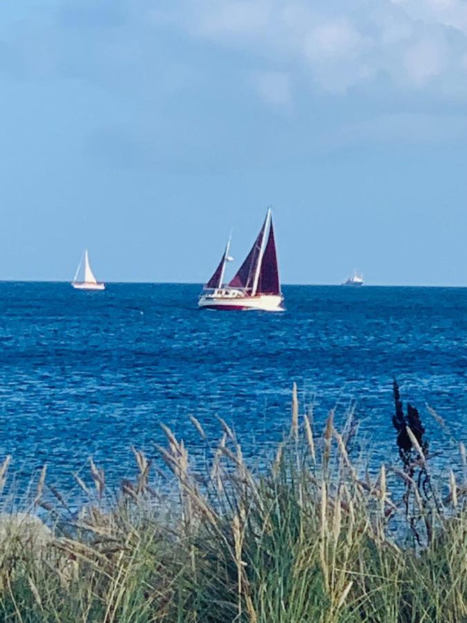Seelund: Tranquil Garden Near Baltic Sea Apartment *