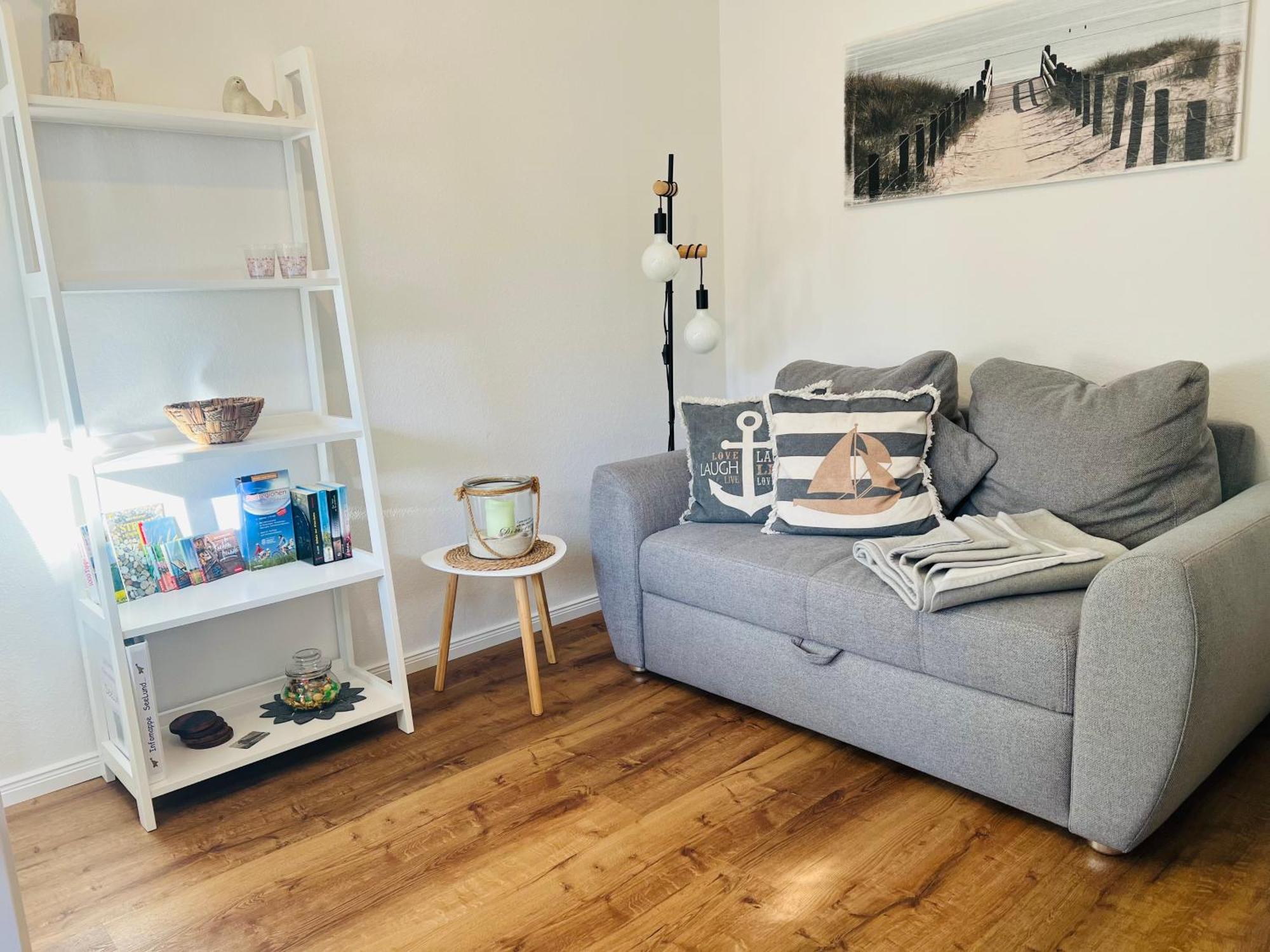 Apartment Seelund: Tranquil Garden Near Baltic Sea